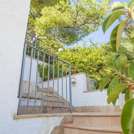 Ram De Mar Villa *